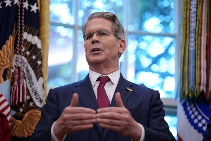 U.S. Treasury Secretary Scott Bessent Praises Bitcoin’s Resilience U.S. Treasury Secretary Scott Bessent Praises Bitcoin's Resilience